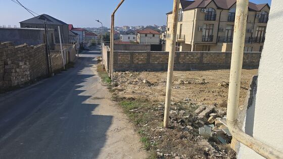 Torpaq Badamdar q., Bakı