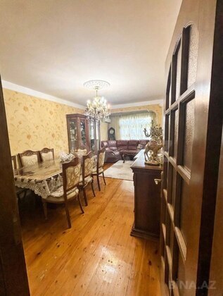 2 otaqlı Köhnə tikili, Neftçilər m., Bakı