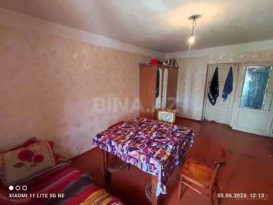 2 otaqlı Köhnə tikili, Qara Qarayev m., Bakı