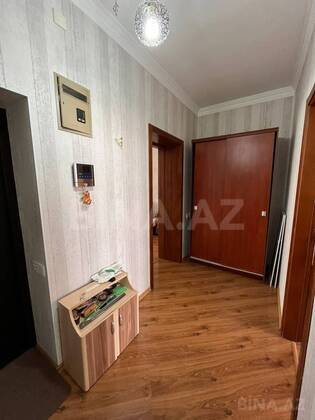 2 otaqlı Köhnə tikili, Elmlər Akademiyası m., Bakı
