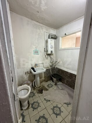 1 otaqlı Köhnə tikili, İnşaatçılar m., Bakı