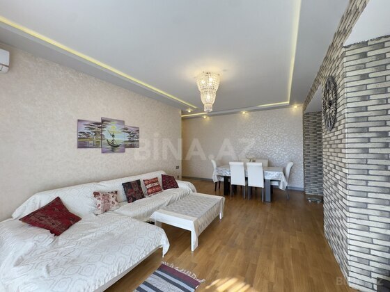 3 otaqlı Yeni tikili, 8 Noyabr m., Bakı