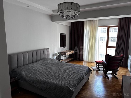 3 otaqlı Yeni tikili, Şah İsmayıl Xətai m., Bakı