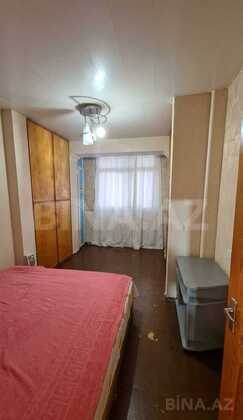 3 otaqlı Köhnə tikili, Həzi Aslanov m., Bakı