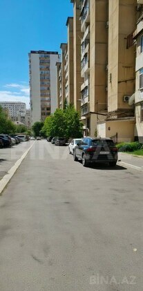 3 otaqlı Köhnə tikili, Həzi Aslanov m., Bakı