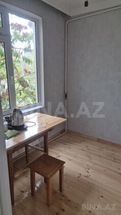 1 otaqlı Köhnə tikili, Memar Əcəmi m., Bakı