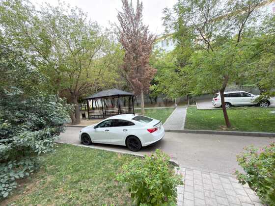 2 otaqlı Köhnə tikili, 20 Yanvar m., Bakı
