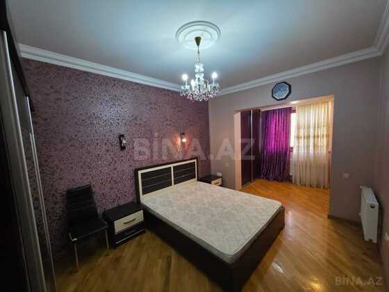 3 otaqlı Köhnə tikili, Nizami m., Bakı