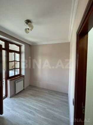 2 otaqlı Köhnə tikili, Neftçilər m., Bakı