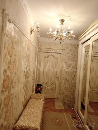 3 otaqlı Köhnə tikili, İçəri Şəhər m., Bakı