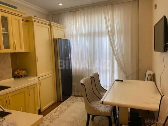 2 otaqlı Yeni tikili, Şah İsmayıl Xətai m., Bakı