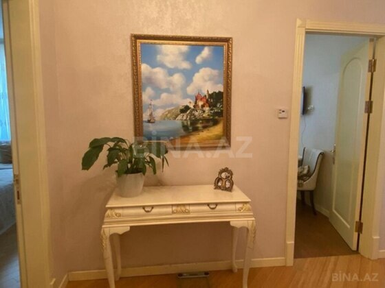 2 otaqlı Yeni tikili, Şah İsmayıl Xətai m., Bakı
