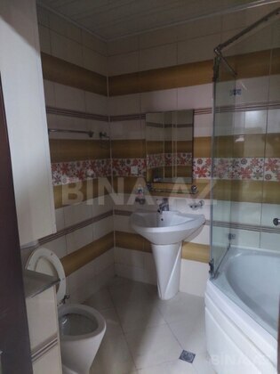 3 otaqlı Yeni tikili, Şah İsmayıl Xətai m., Bakı