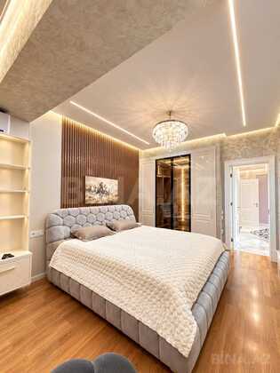 3 otaqlı Yeni tikili, Şah İsmayıl Xətai m., Bakı