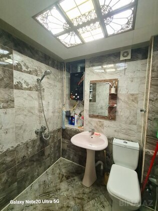 3 otaqlı Köhnə tikili, Qara Qarayev m., Bakı