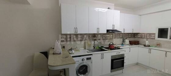 3 otaqlı Yeni tikili, İnşaatçılar m., Bakı