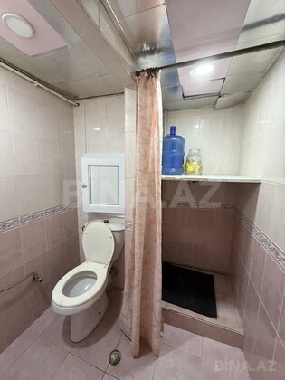 2 otaqlı Köhnə tikili, Bakıxanov q., Bakı