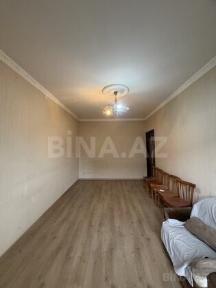 2 otaqlı Köhnə tikili, Bakıxanov q., Bakı