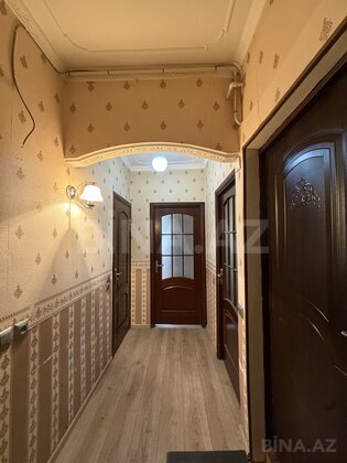 2 otaqlı Köhnə tikili, Bakıxanov q., Bakı