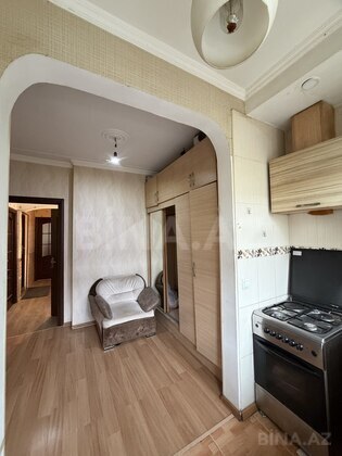 2 otaqlı Köhnə tikili, Bakıxanov q., Bakı