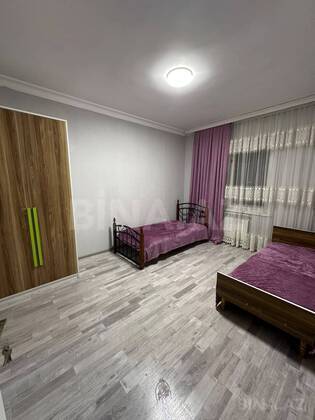 3 otaqlı Köhnə tikili, Elmlər Akademiyası m., Bakı