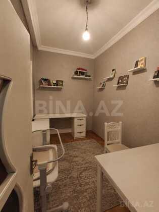 3 otaqlı Köhnə tikili, Səbail r., Bakı