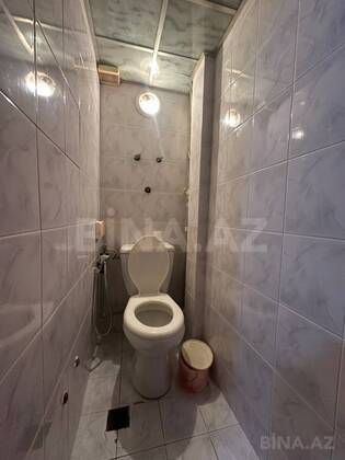 3 otaqlı Köhnə tikili, Bakıxanov q., Bakı