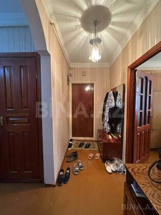 3 otaqlı Köhnə tikili, Bakıxanov q., Bakı