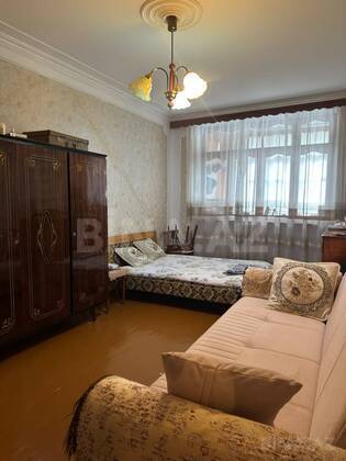3 otaqlı Köhnə tikili, Bakıxanov q., Bakı