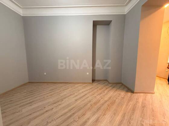 3 otaqlı Köhnə tikili, Nəsimi r., Bakı