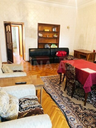 3 otaqlı Köhnə tikili, Nəriman Nərimanov m., Bakı