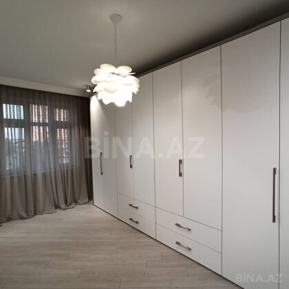 2 otaqlı Köhnə tikili, Qara Qarayev m., Bakı