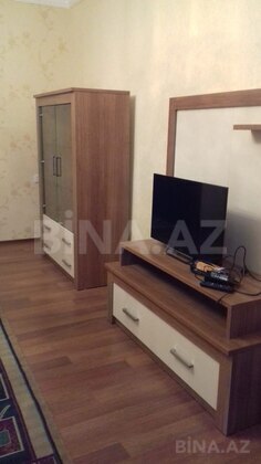 3 otaqlı Yeni tikili, İnşaatçılar m., Bakı