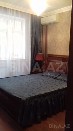 3 otaqlı Yeni tikili, İnşaatçılar m., Bakı