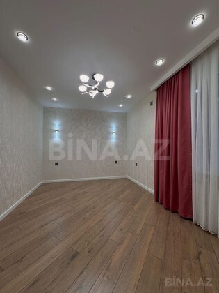 3 otaqlı Köhnə tikili, Həzi Aslanov m., Bakı