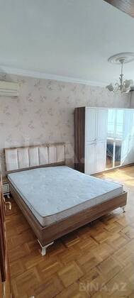 3 otaqlı Köhnə tikili, Yasamal r., Bakı