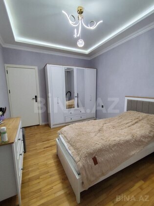4 otaqlı Köhnə tikili, Əhmədli m., Bakı