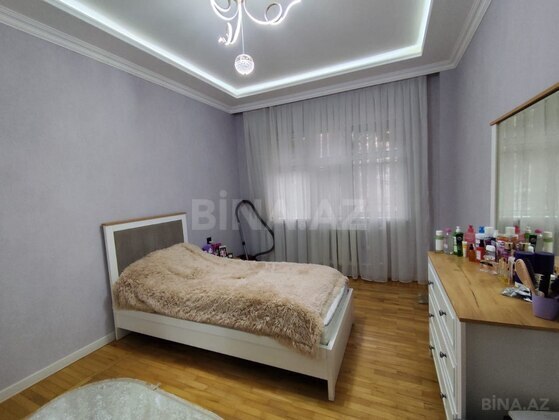 4 otaqlı Köhnə tikili, Əhmədli m., Bakı