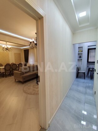 4 otaqlı Köhnə tikili, Əhmədli m., Bakı