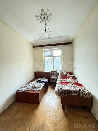 3 otaqlı Köhnə tikili, Neftçilər m., Bakı