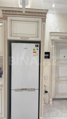 2 otaqlı Yeni tikili, 8-ci mikrorayon q., Bakı