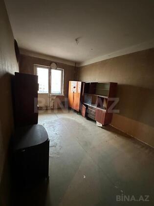 4 otaqlı Köhnə tikili, Qaraçuxur q., Bakı