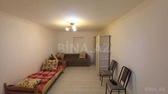 2 otaqlı Köhnə tikili, Elmlər Akademiyası m., Bakı