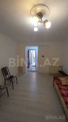 2 otaqlı Köhnə tikili, Elmlər Akademiyası m., Bakı