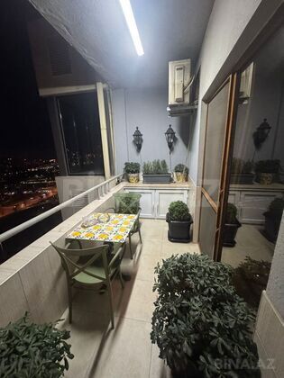 4 otaqlı Yeni tikili, Nizami m., Bakı