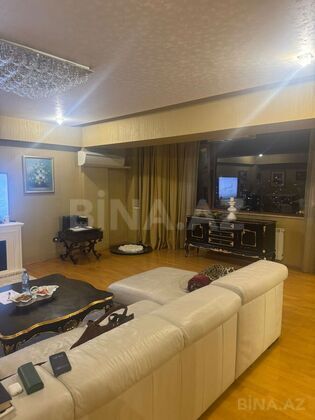 4 otaqlı Yeni tikili, Nizami m., Bakı