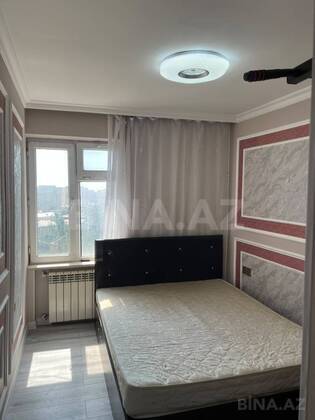 3 otaqlı Köhnə tikili, Memar Əcəmi m., Bakı
