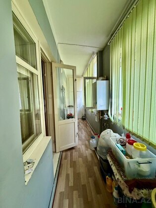 2 otaqlı Köhnə tikili, 8-ci mikrorayon q., Bakı