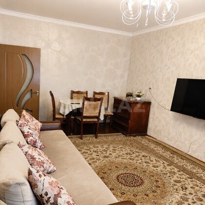 3 otaqlı Köhnə tikili, Həzi Aslanov m., Bakı