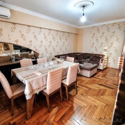 3 otaqlı Köhnə tikili, Əhmədli m., Bakı